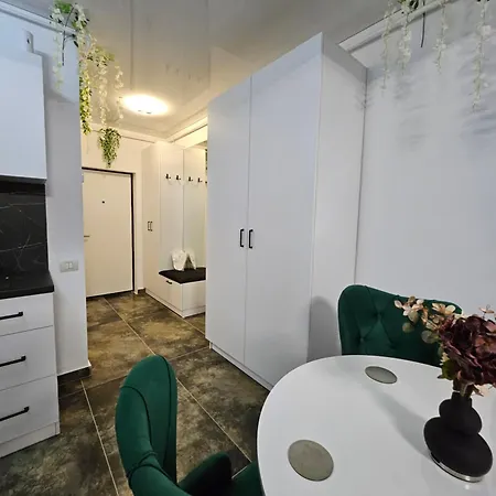 Evergreen Apartment2 Apartament *